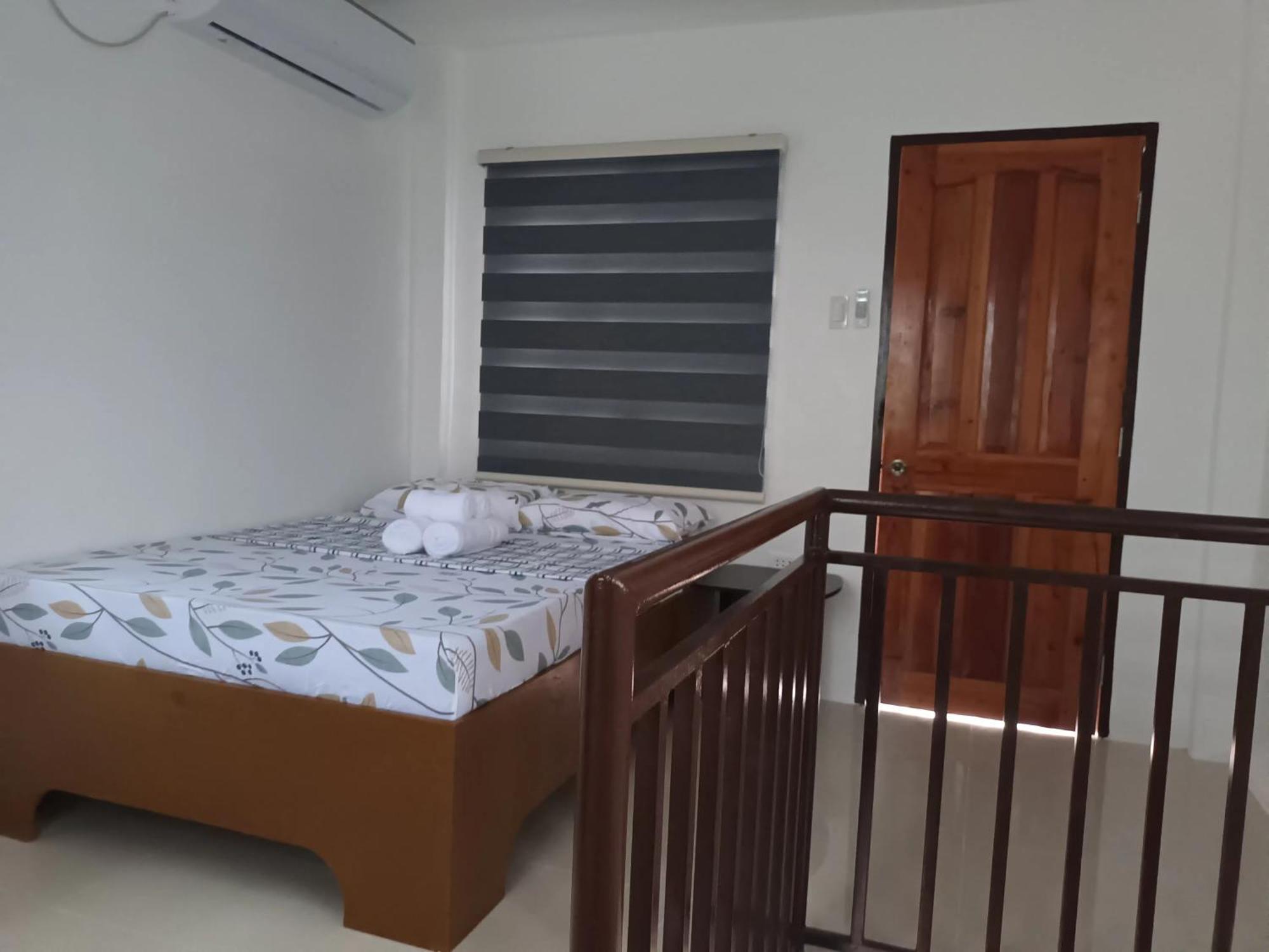 Grae'S Apartelle Moalboal Exteriör bild