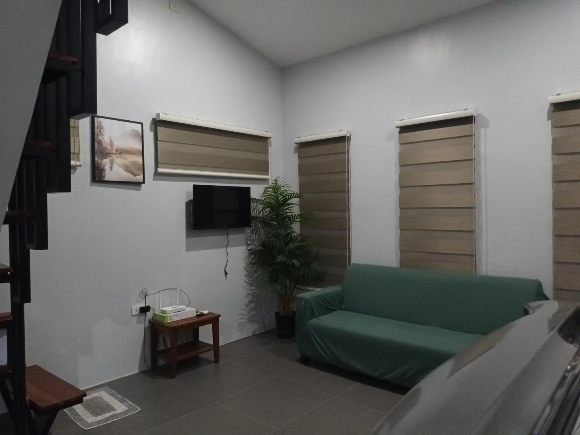 Grae'S Apartelle Moalboal Exteriör bild