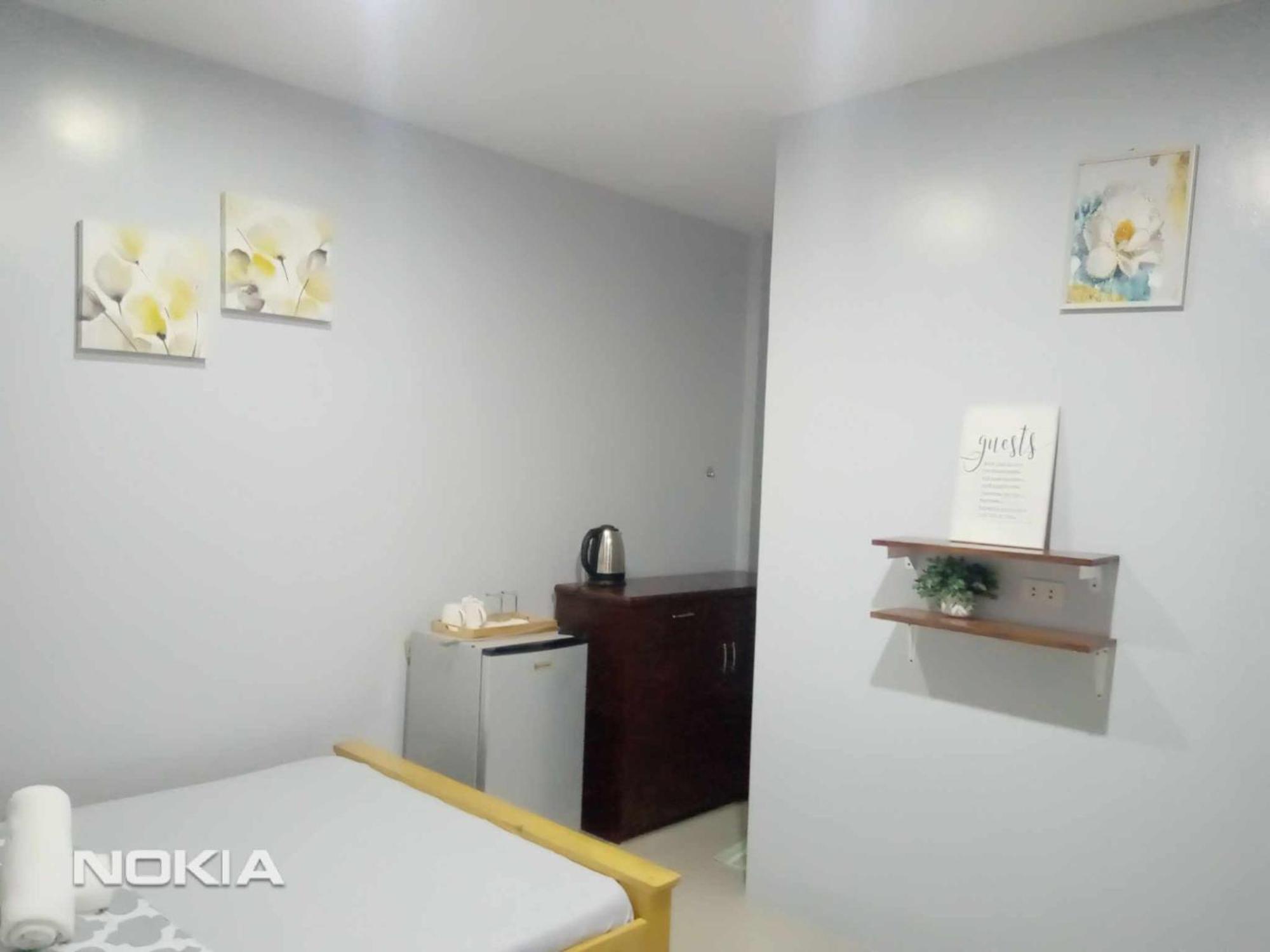 Grae'S Apartelle Moalboal Exteriör bild