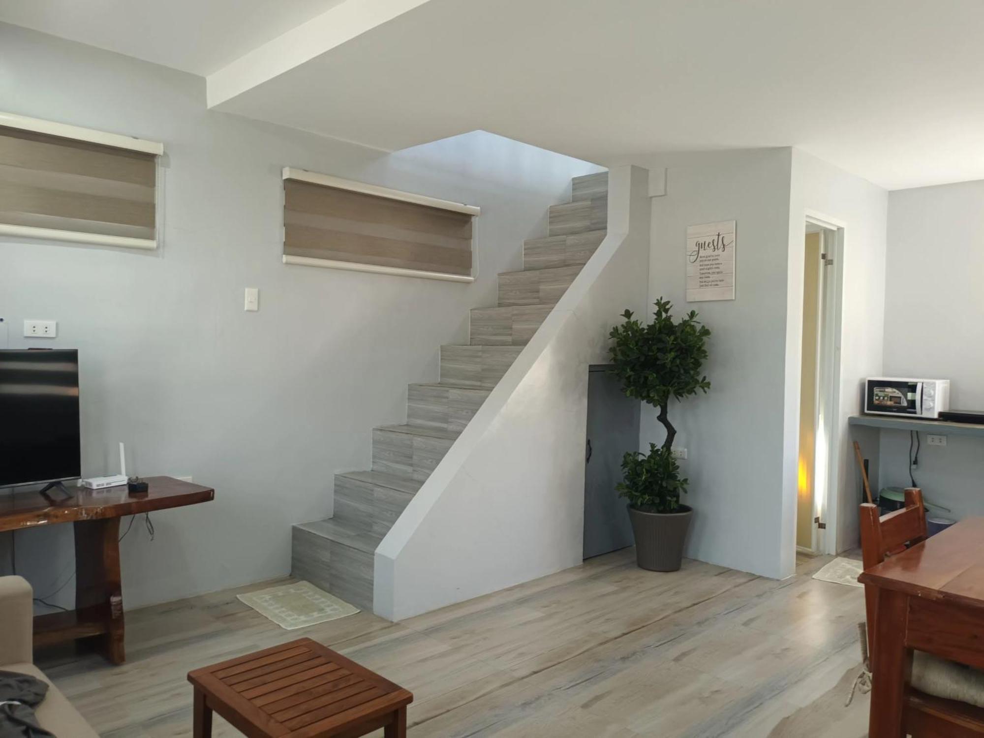 Grae'S Apartelle Moalboal Exteriör bild
